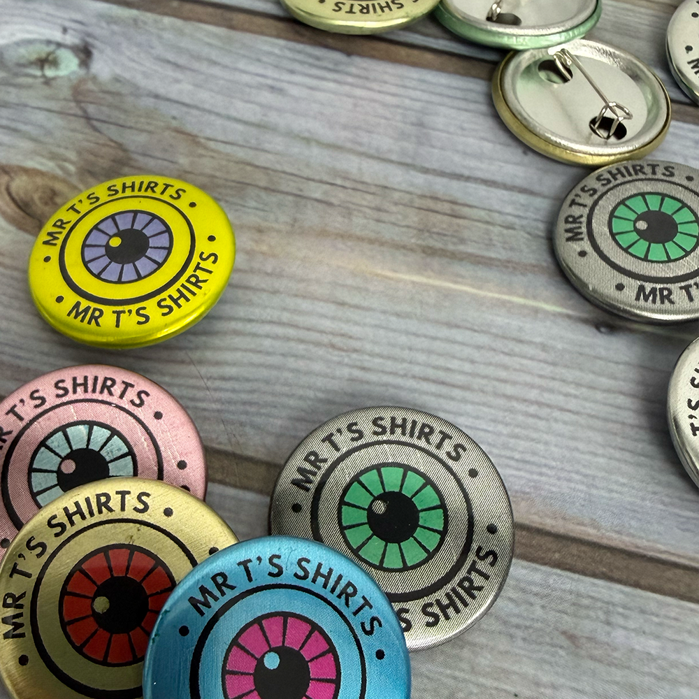 custom metal badges