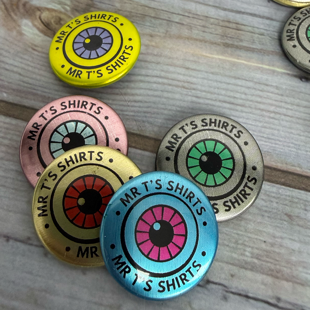 custom metal badges