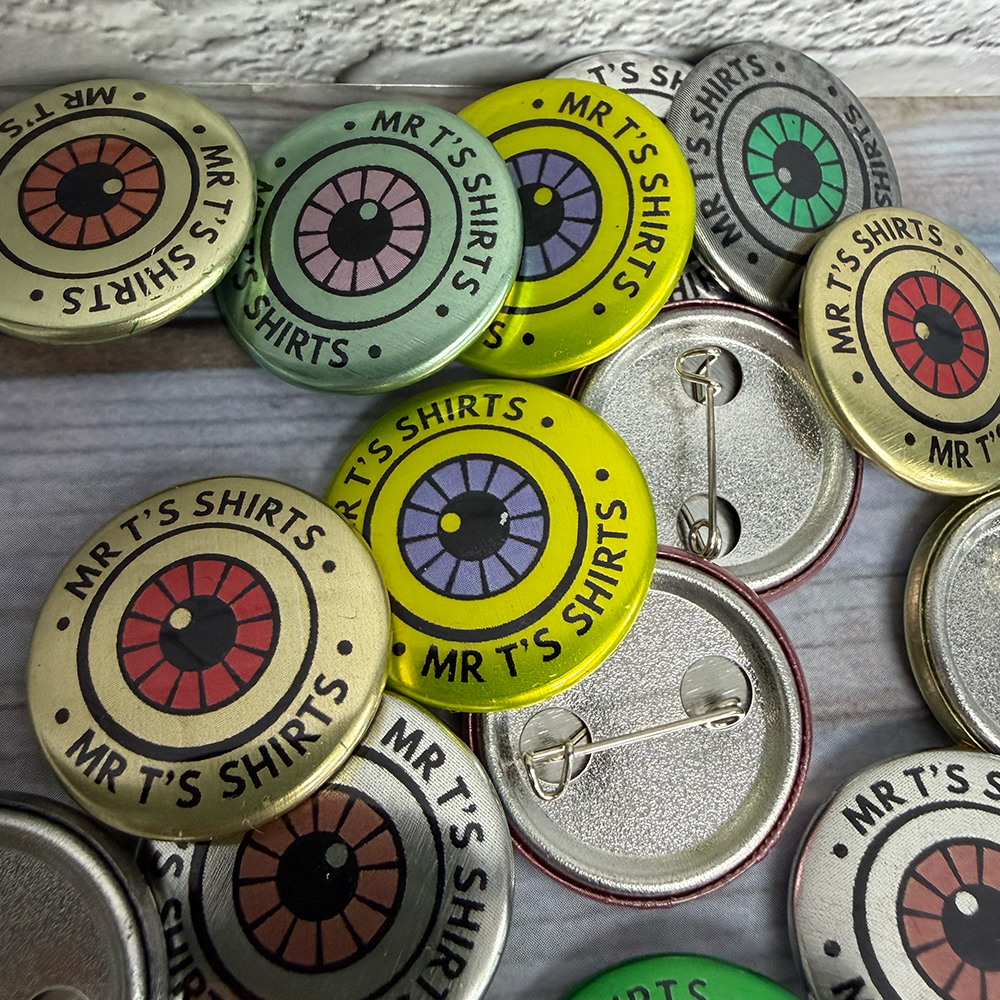 custom metal badges