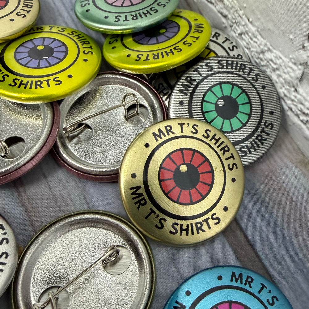 custom metal badges