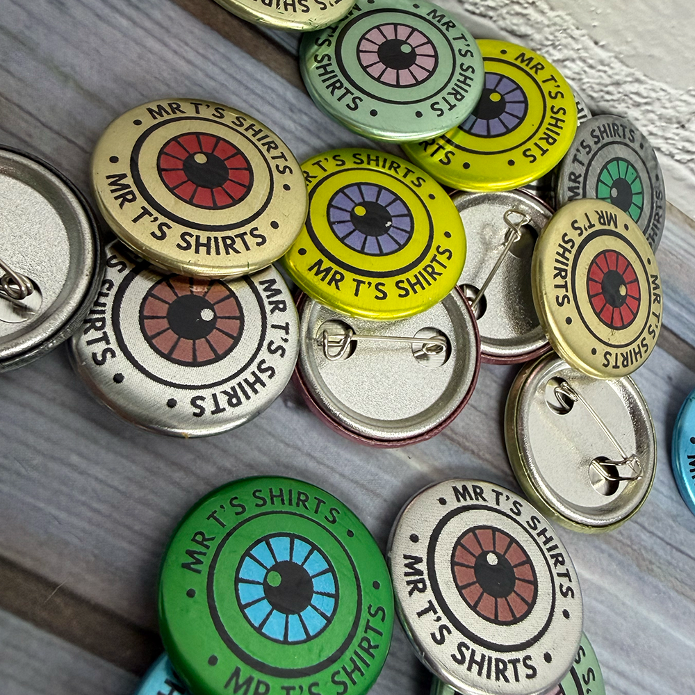 custom metal badges