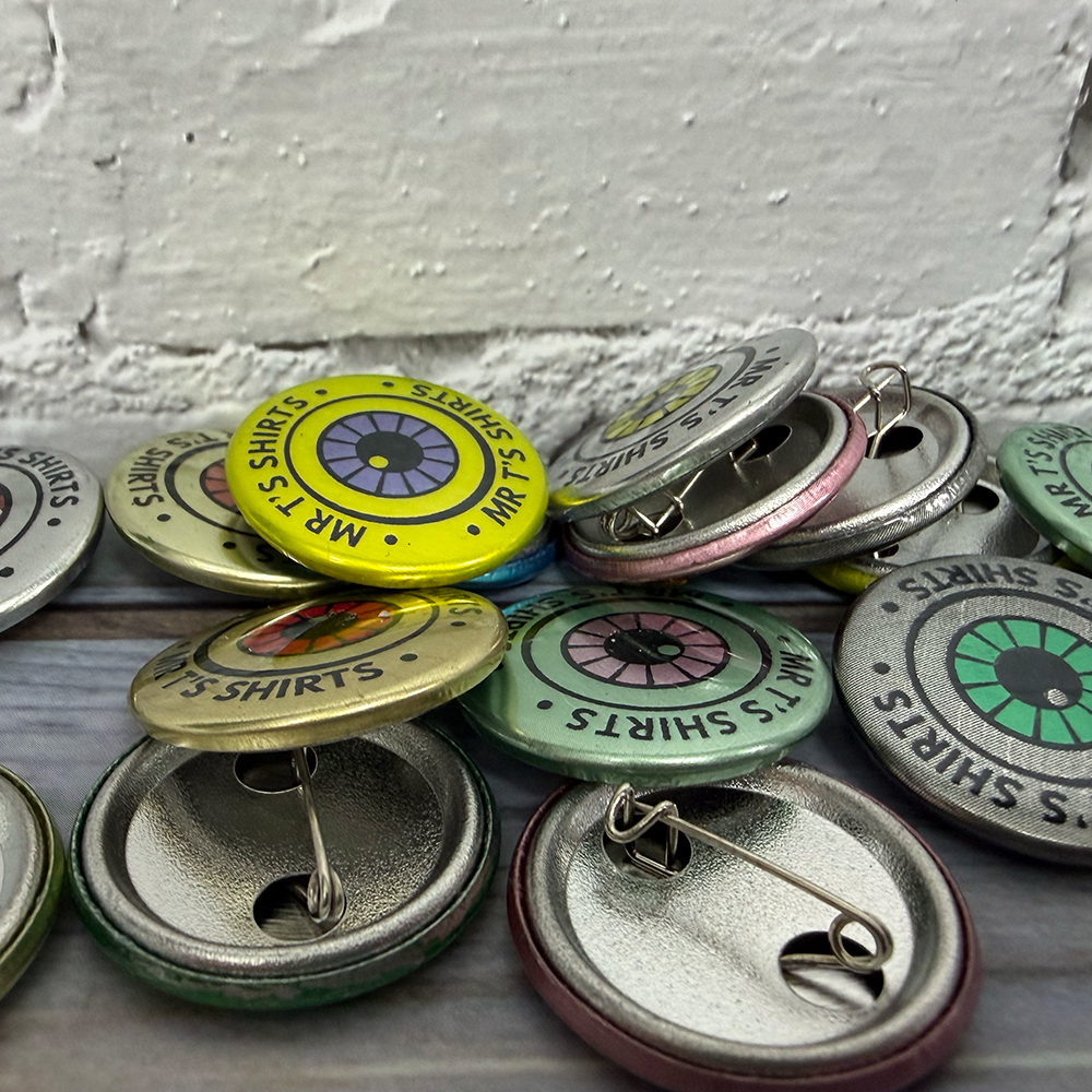 custom metal badges
