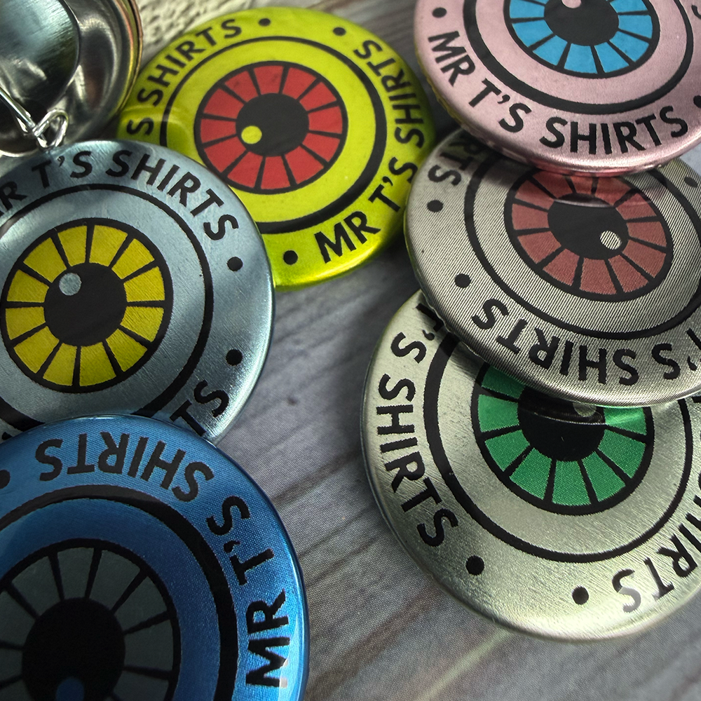 32mm metallic badges