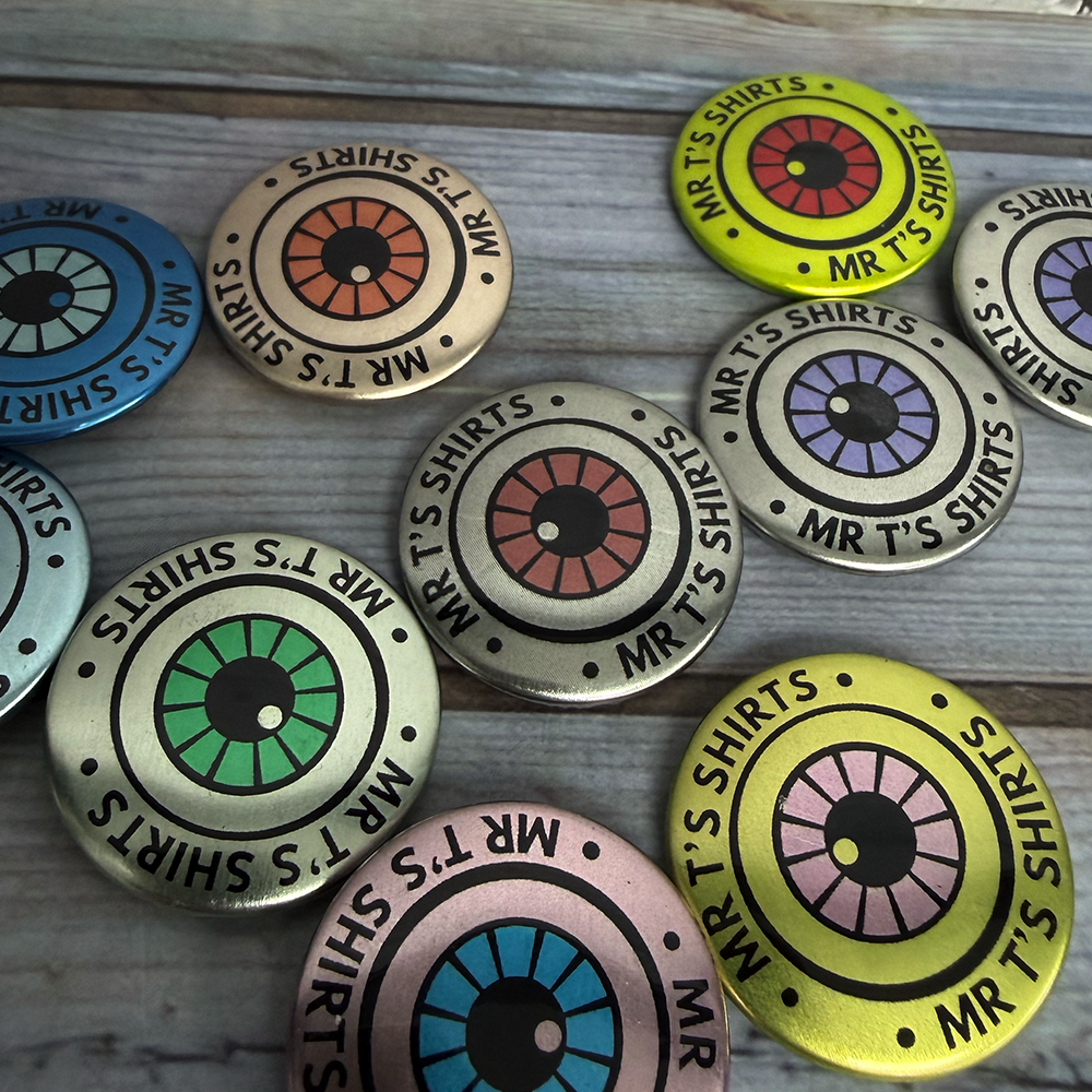 32mm metallic badges