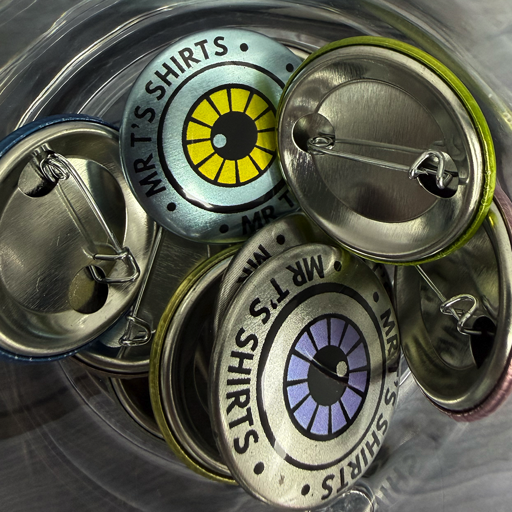 32mm metallic badges