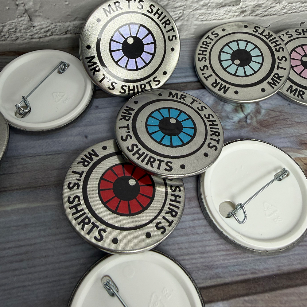 38mm metallic badges