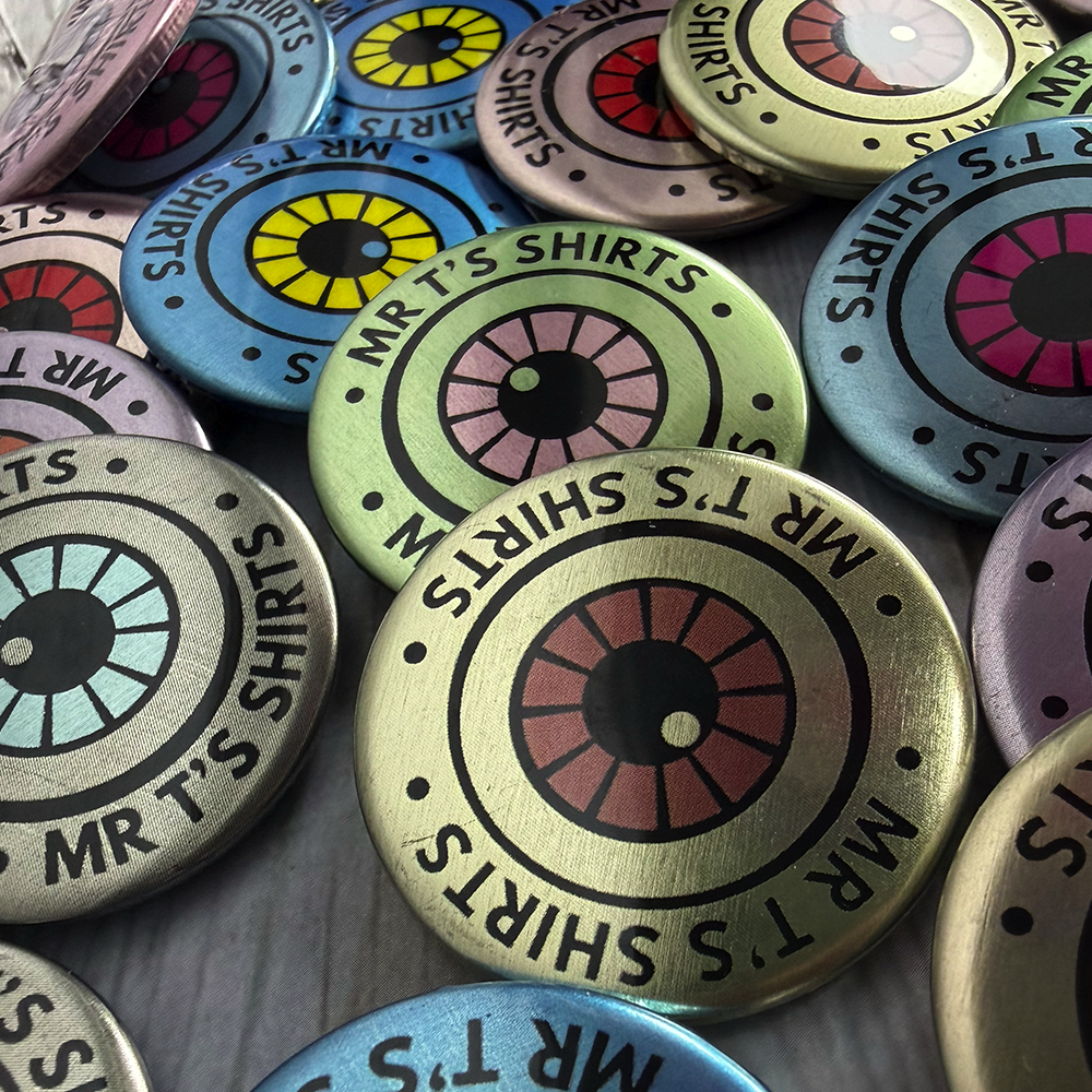 custom metal badges