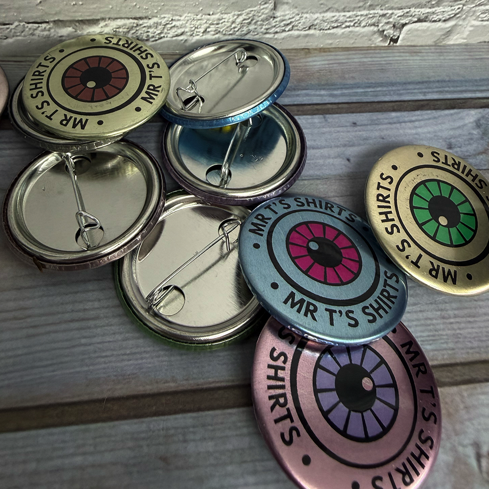 custom metal badges