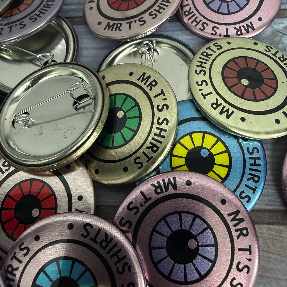 custom metal badges