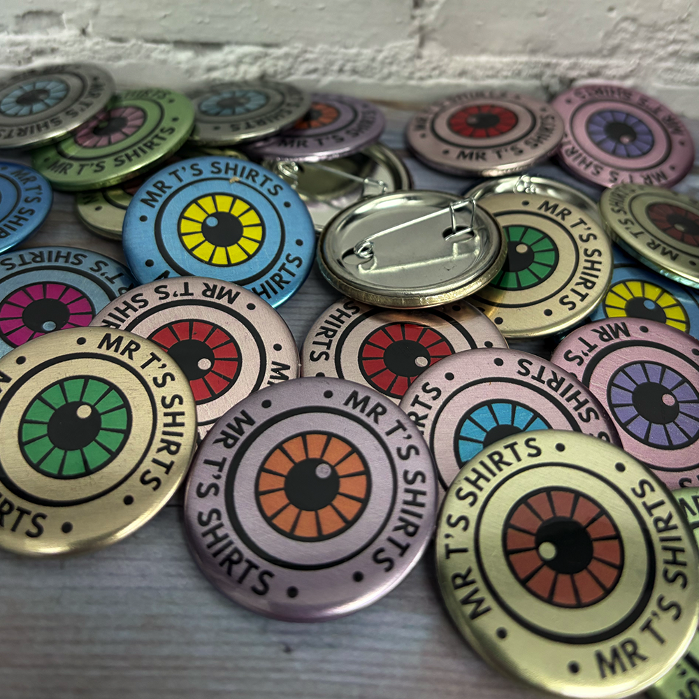 custom metal badges