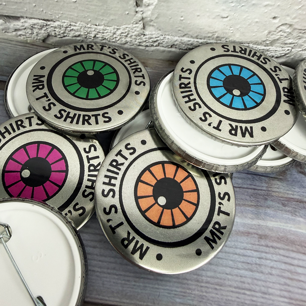 44mm metallic badges