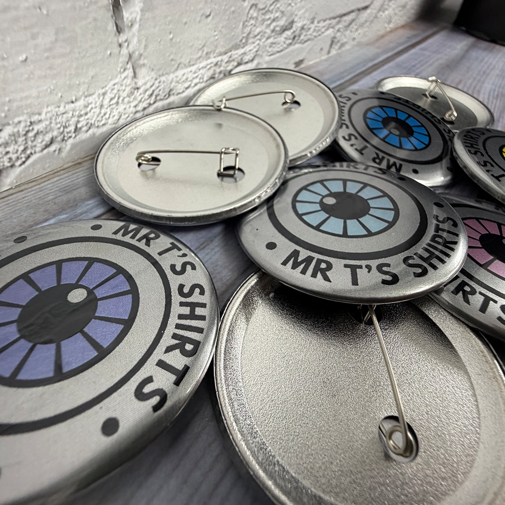 50mm custom shiny badges metal